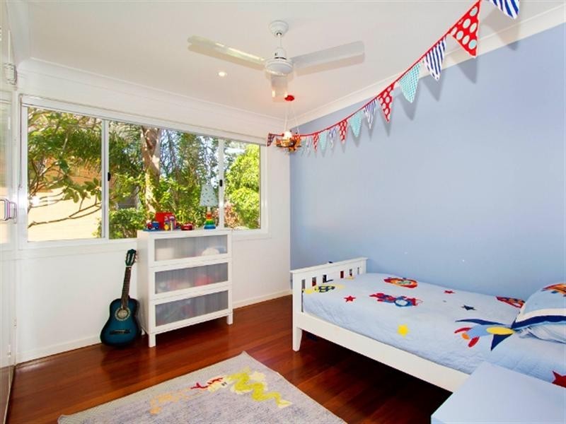 26 Seashell Avenue, Mermaid Beach QLD 4218