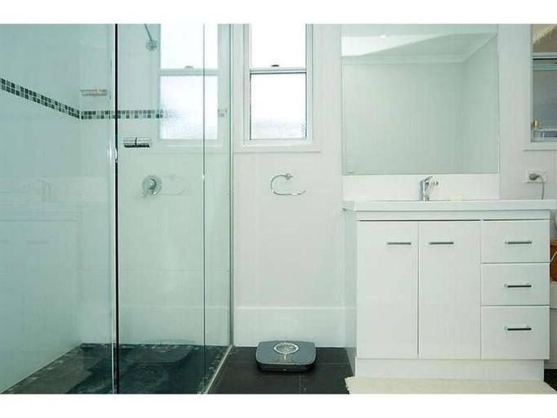 51 Sunshine Boulevard, Broadbeach Waters QLD 4218