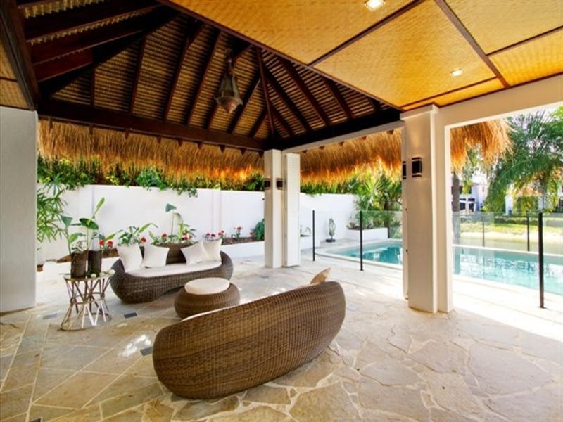 31 Park Avenue, Broadbeach Waters QLD 4218