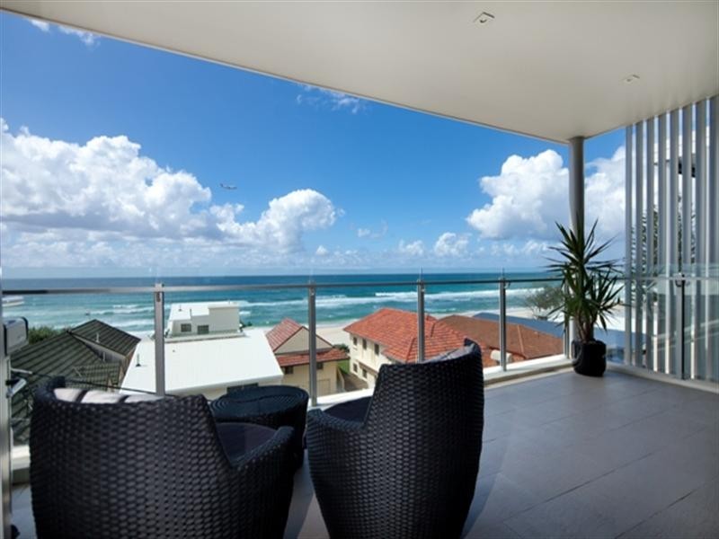 7/160 Jefferson Lane, Palm Beach QLD 4221