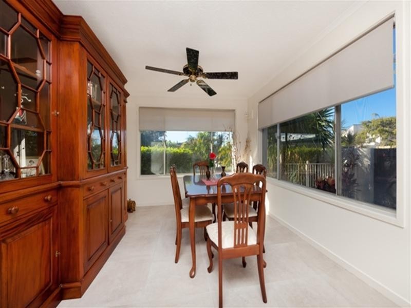 21A Sunshine Boulevard, Broadbeach Waters QLD 4218