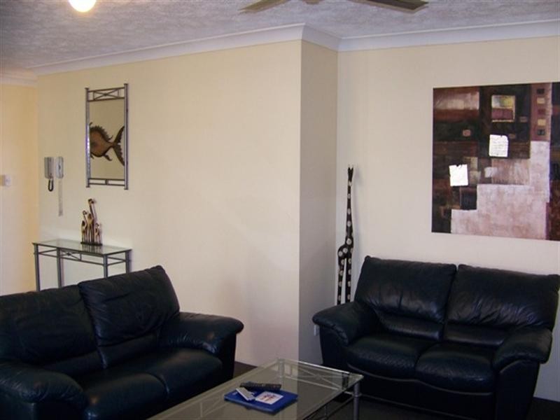 9 ‘Jubilee Views’, 16 Jubilee Avenue, Broadbeach QLD 4218