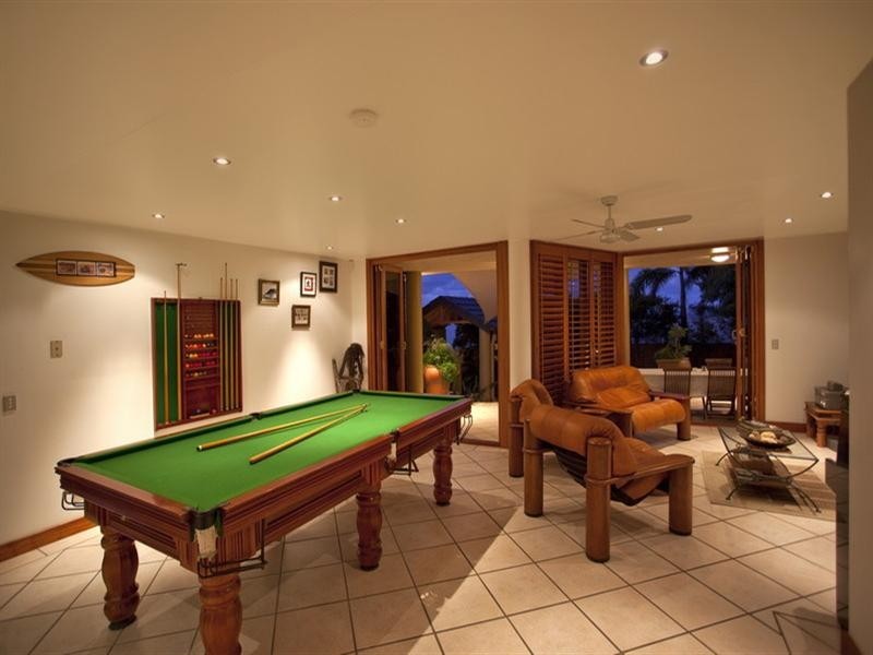 9 Short Street, Burleigh Heads QLD 4220