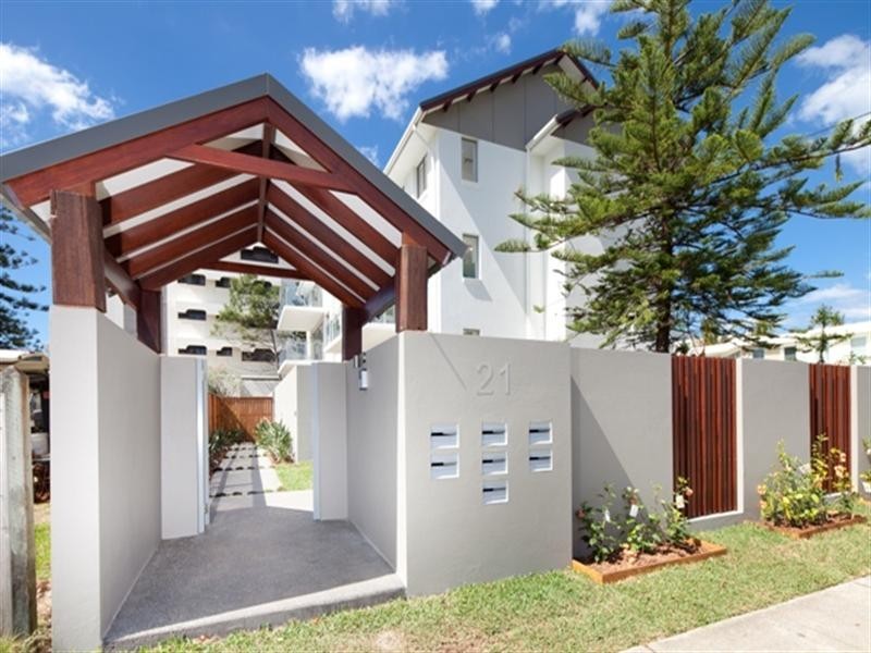 21 Albatross Aveue, Mermaid Beach QLD 4218