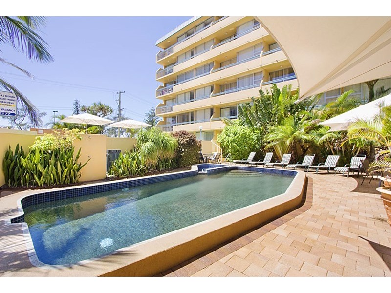 603-2 Queensland Avenue, Broadbeach QLD 4218