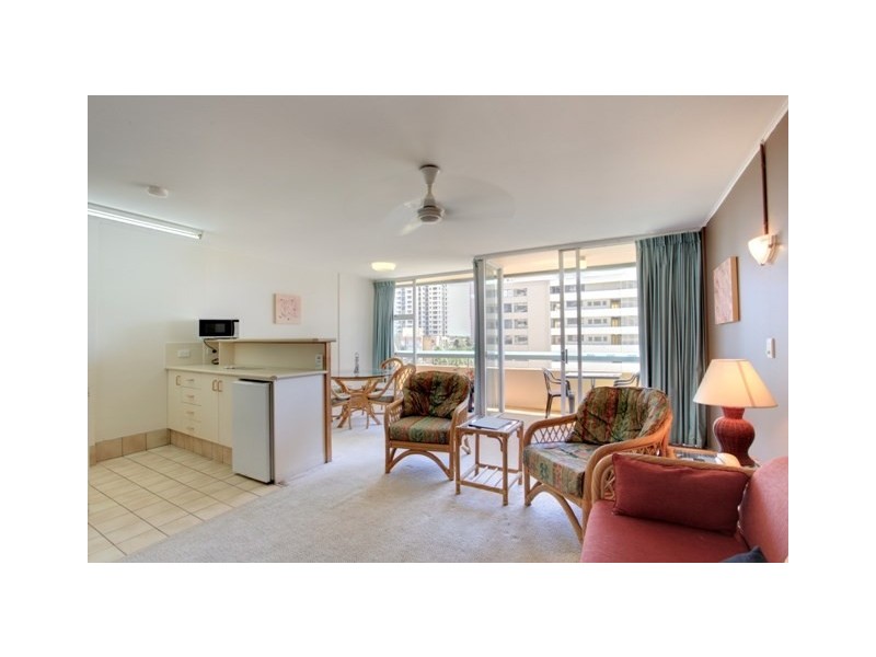 603-2 Queensland Avenue, Broadbeach QLD 4218