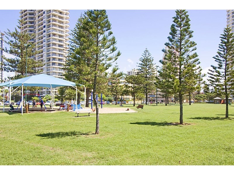603-2 Queensland Avenue, Broadbeach QLD 4218