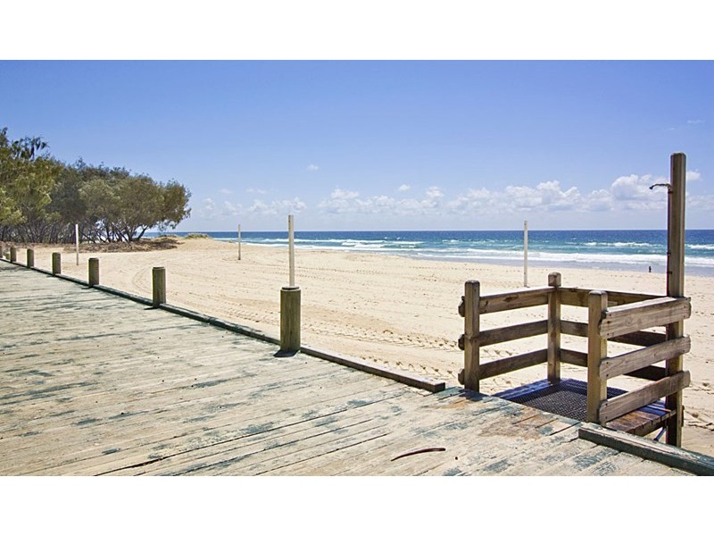 603-2 Queensland Avenue, Broadbeach QLD 4218