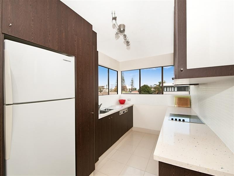 7 ‘Silver Gulls’, 7 Lavarack Road, Mermaid Beach QLD 4218