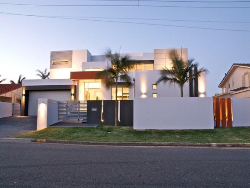 21 Merrimac Boulevard, Broadbeach Waters QLD 4218