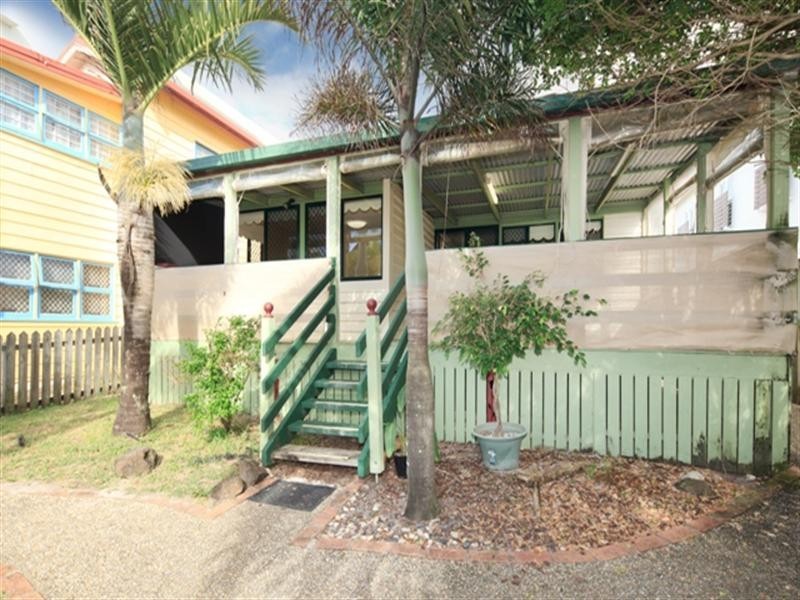 164 Jefferson Lane, Palm Beach QLD 4221