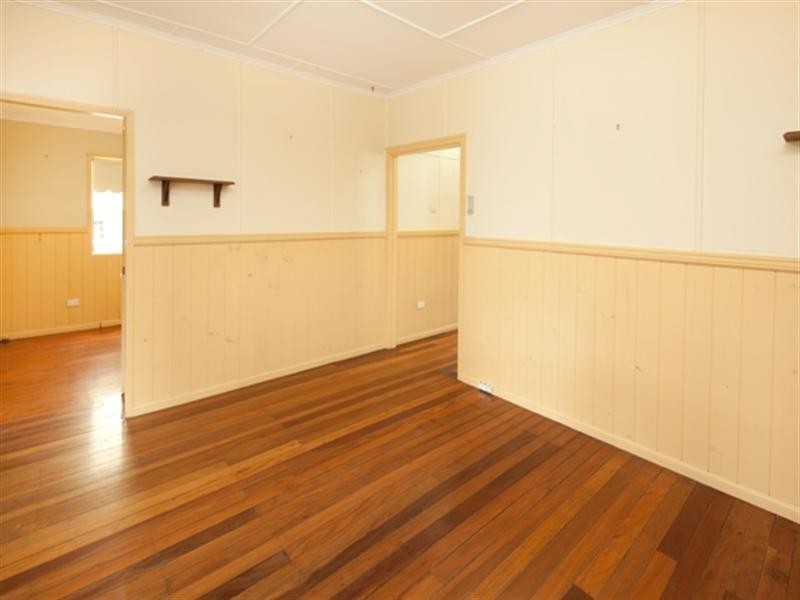 164 Jefferson Lane, Palm Beach QLD 4221