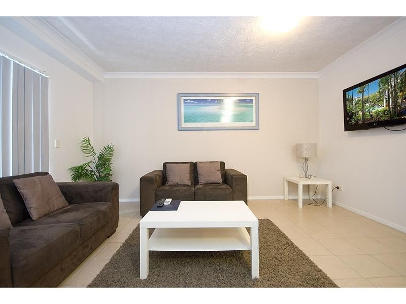 4 ”Grande Florida”, 7 Redondo Avenue, Miami QLD 4220