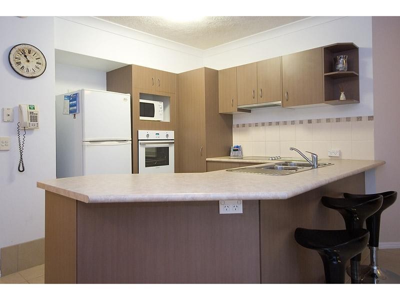 4 ”Grande Florida”, 7 Redondo Avenue, Miami QLD 4220