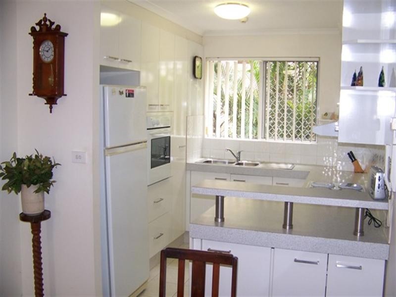 Apartment 30 ‘Markham Court’, 36 Australia Avenue, Broadbeach QLD 4218