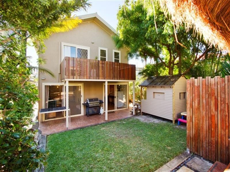 26 Sunbrite Avenue, Mermaid Beach QLD 4218