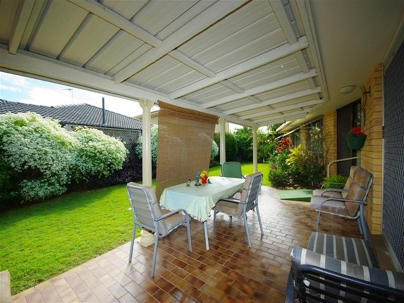 7 Adams Avenue, Miami QLD 4220