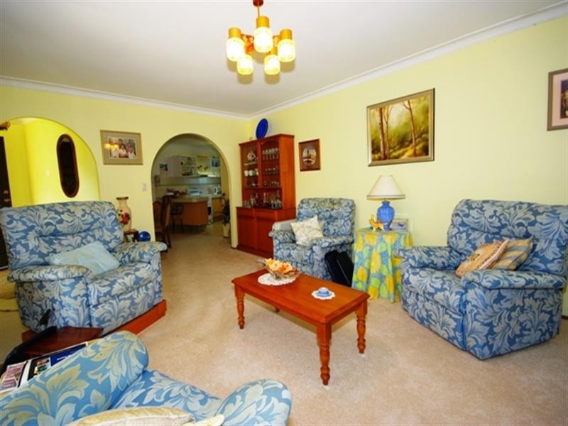 7 Adams Avenue, Miami QLD 4220
