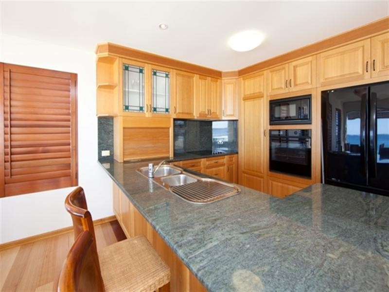 143 Jefferson Lane, Palm Beach QLD 4221