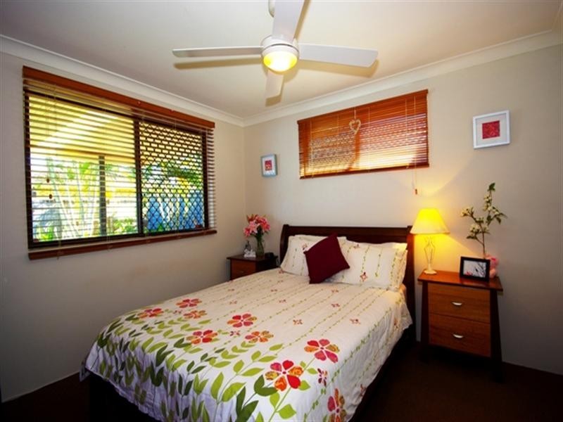 1/4 Doggett Drive, Miami QLD 4220