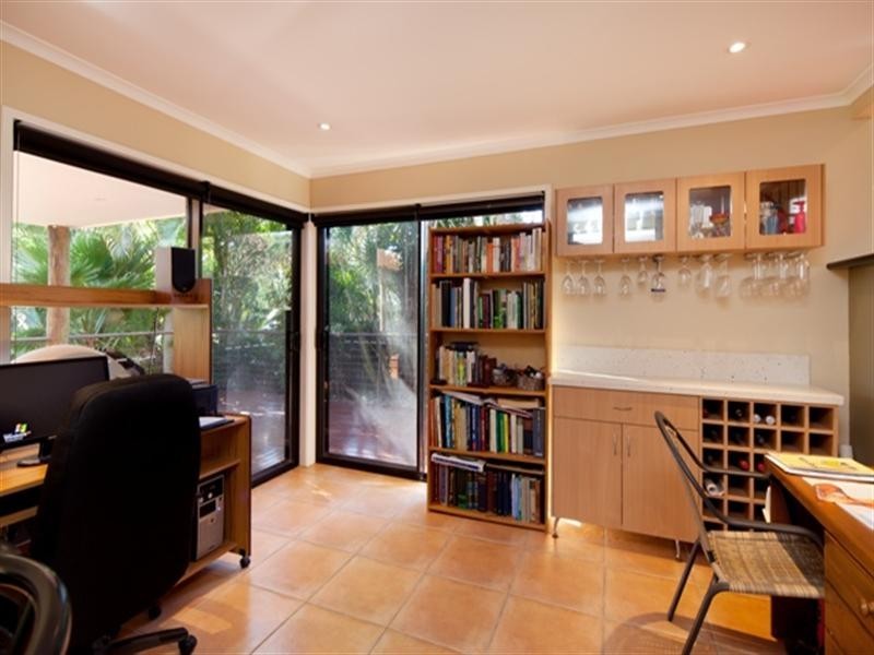 7 Kula Close, Benowa QLD 4217