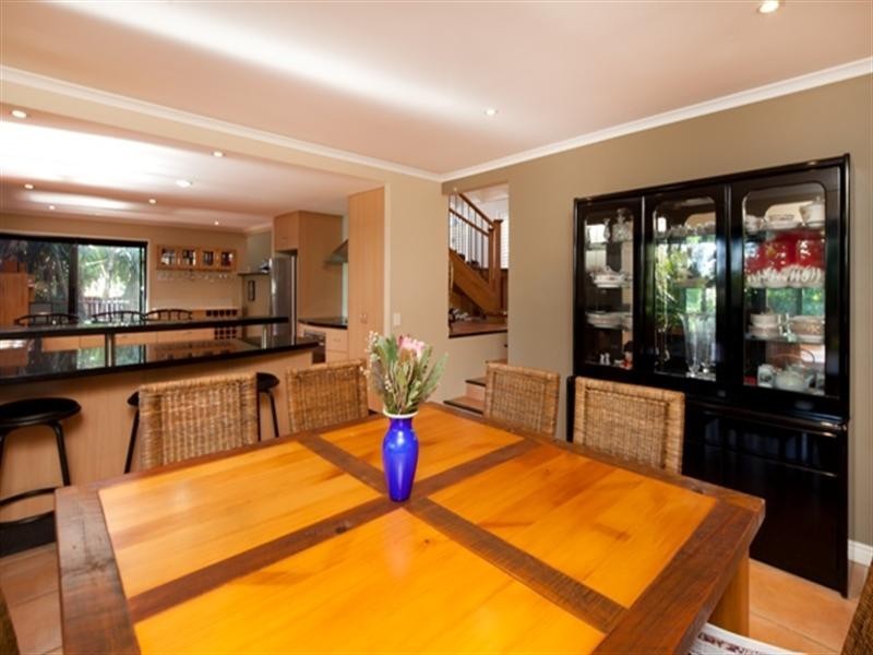 7 Kula Close, Benowa QLD 4217