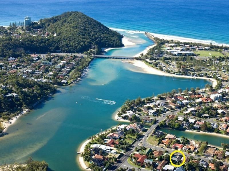 11 Mallawa Drive, Palm Beach QLD 4221