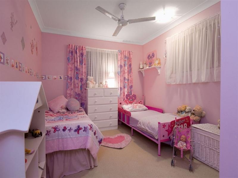 16 Bahia Court, Broadbeach Waters QLD 4218