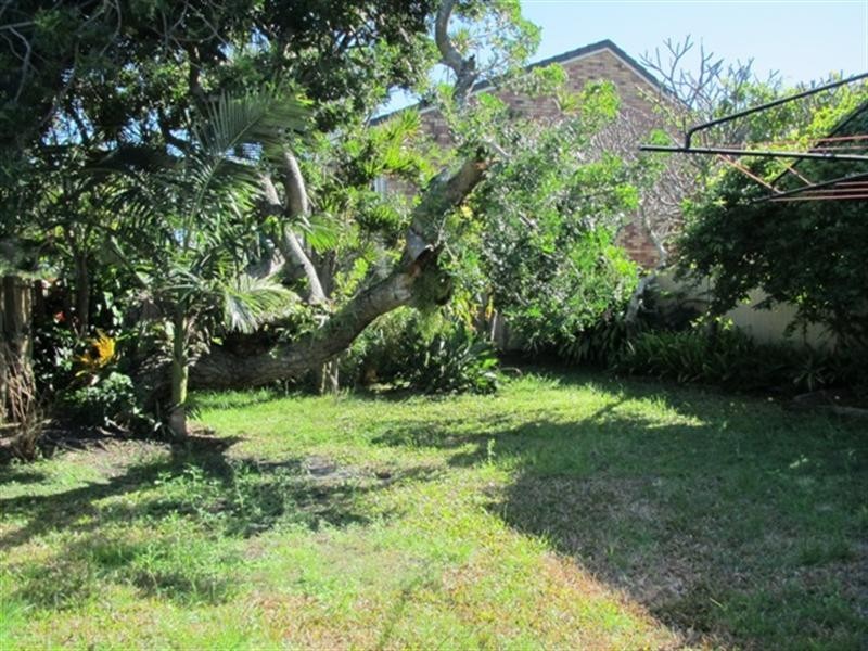 9 Miami Shore Parade, Miami QLD 4220