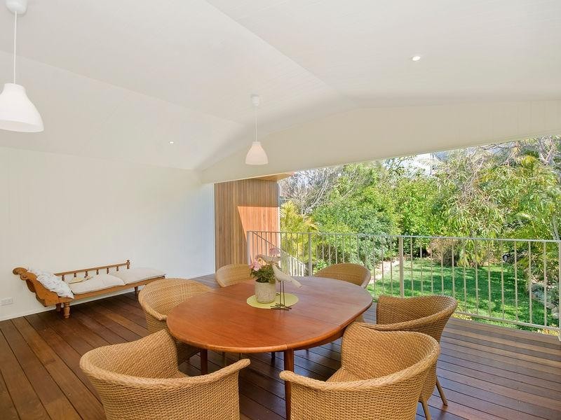 718 Pacific Parade, Currumbin QLD 4223