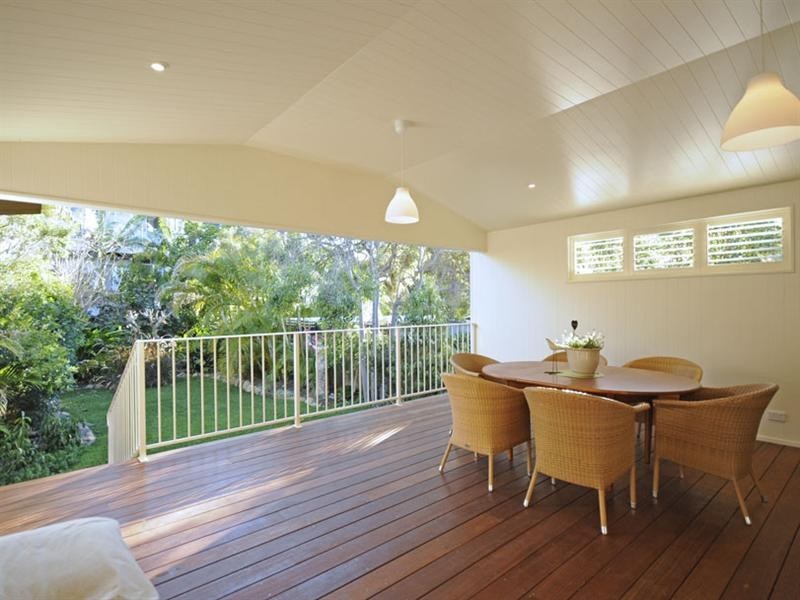 718 Pacific Parade, Currumbin QLD 4223