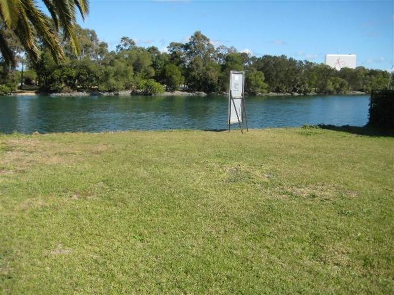 245 Stanhill Drive, Surfers Paradise QLD 4217