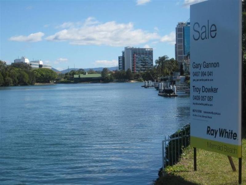 245 Stanhill Drive, Surfers Paradise QLD 4217