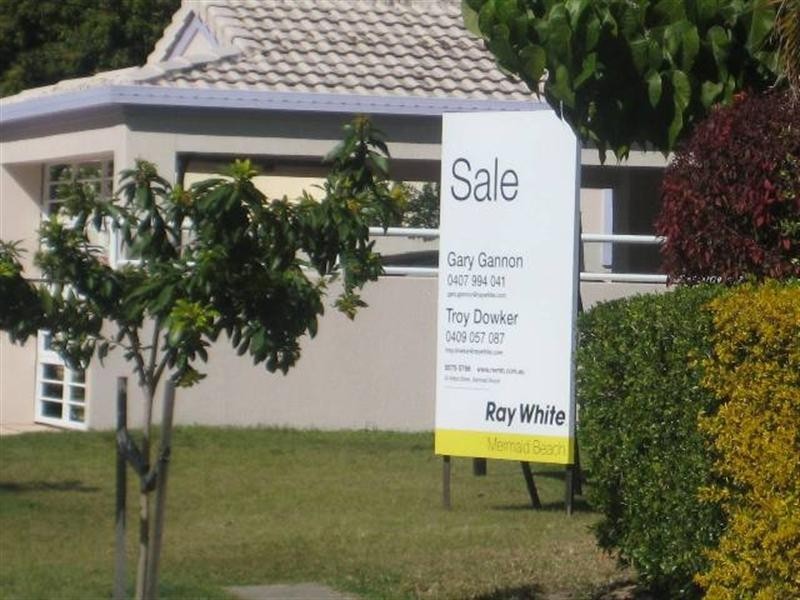 245 Stanhill Drive, Surfers Paradise QLD 4217