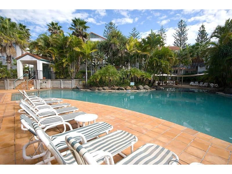 Apartment 186 ‘Grande Florida Resort’, 7 Redondo Avenue, Miami QLD 4220