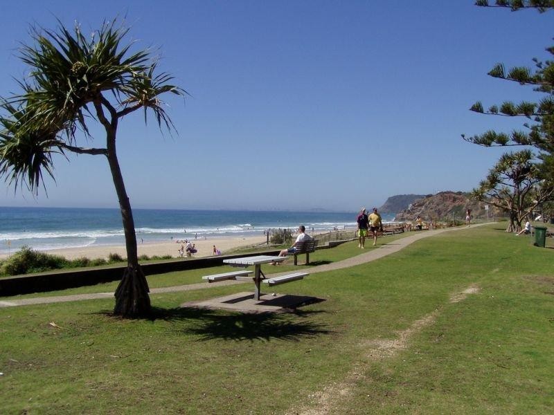 Apartment 186 ‘Grande Florida Resort’, 7 Redondo Avenue, Miami QLD 4220