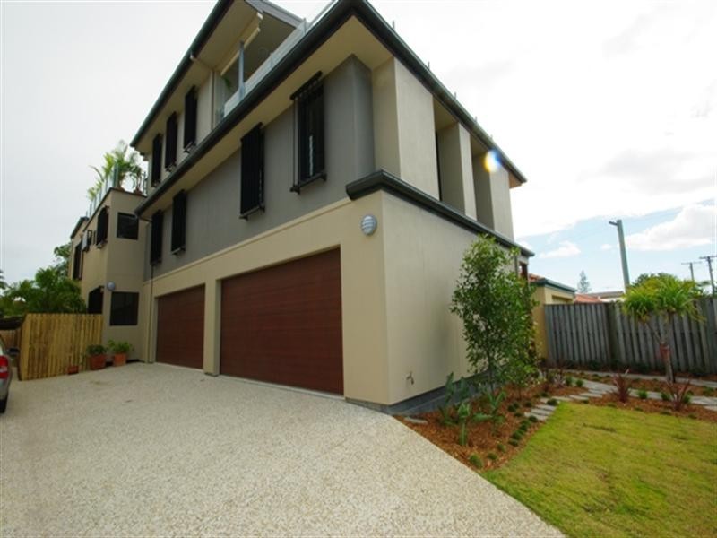 1/44 Sunshine Parade, Miami QLD 4220