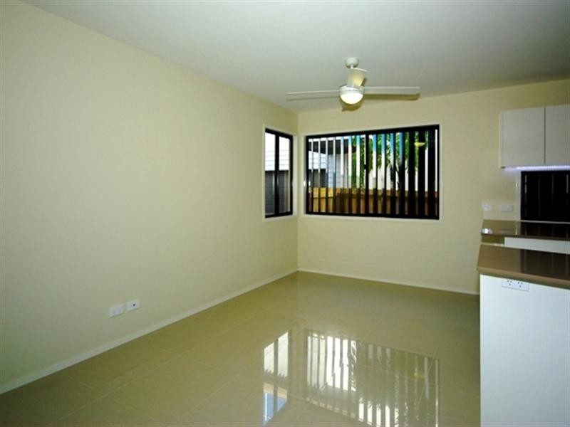 1/44 Sunshine Parade, Miami QLD 4220