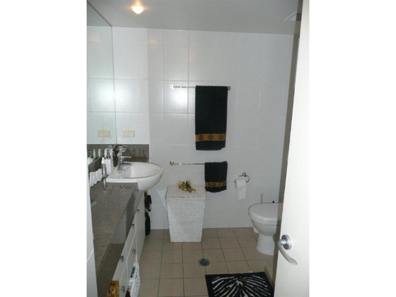 907 /2685 Gold Coast Highway, Broadbeach QLD 4218