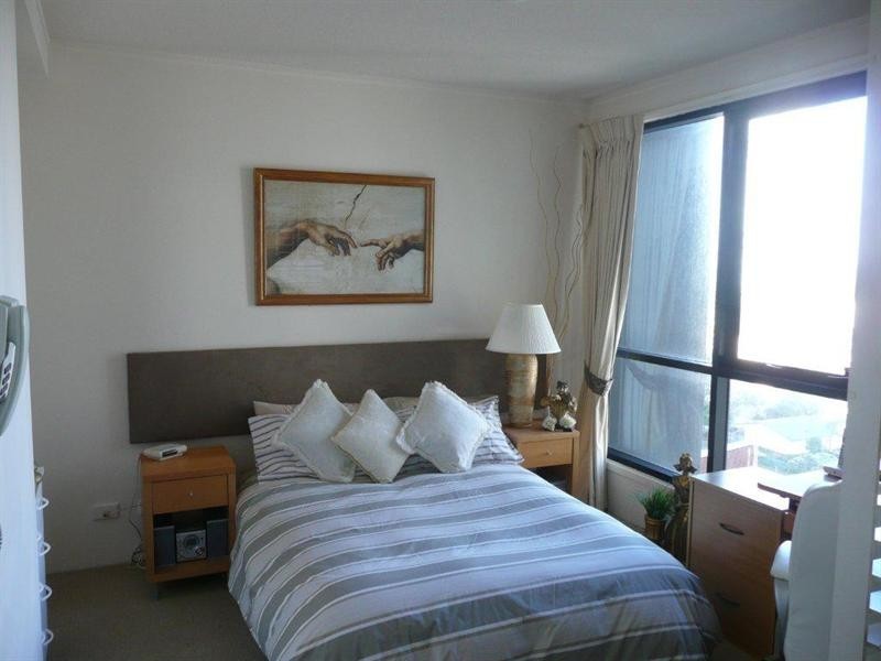 907 /2685 Gold Coast Highway, Broadbeach QLD 4218