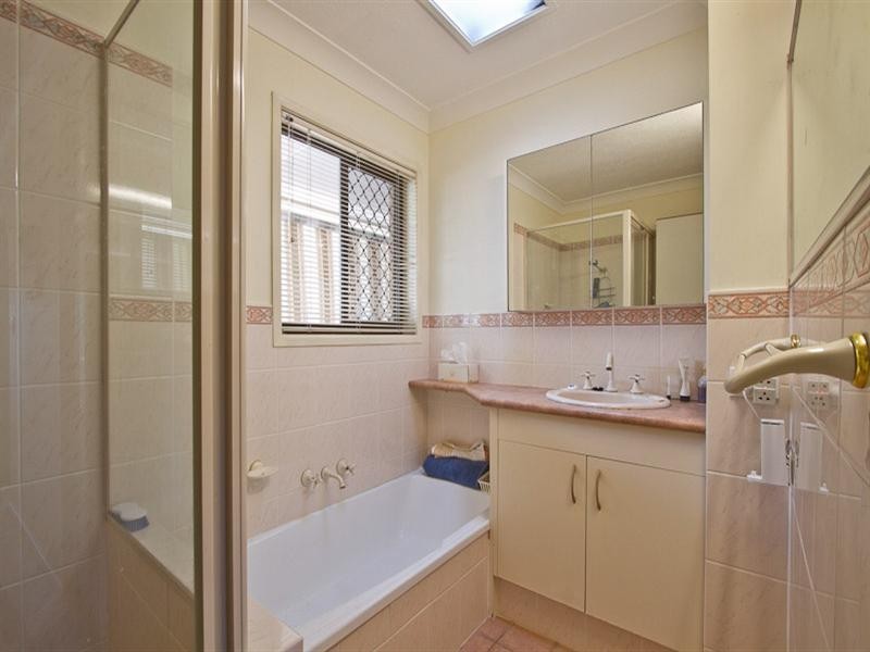 8 ‘Surfwood’, 150 Surf Parade, Broadbeach QLD 4218