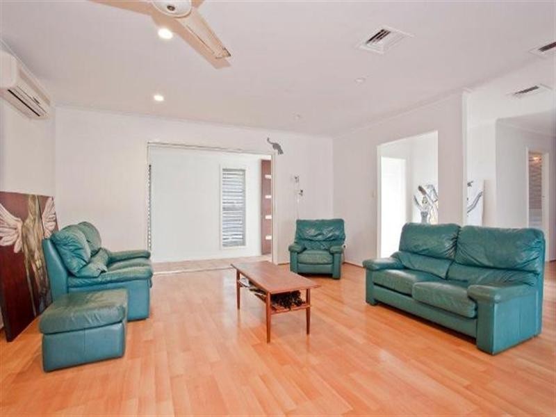 45 Rio Vista Boulevard, Broadbeach Waters QLD 4218