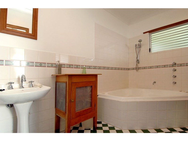 23 Sportsman Avenue, Mermaid Beach QLD 4218