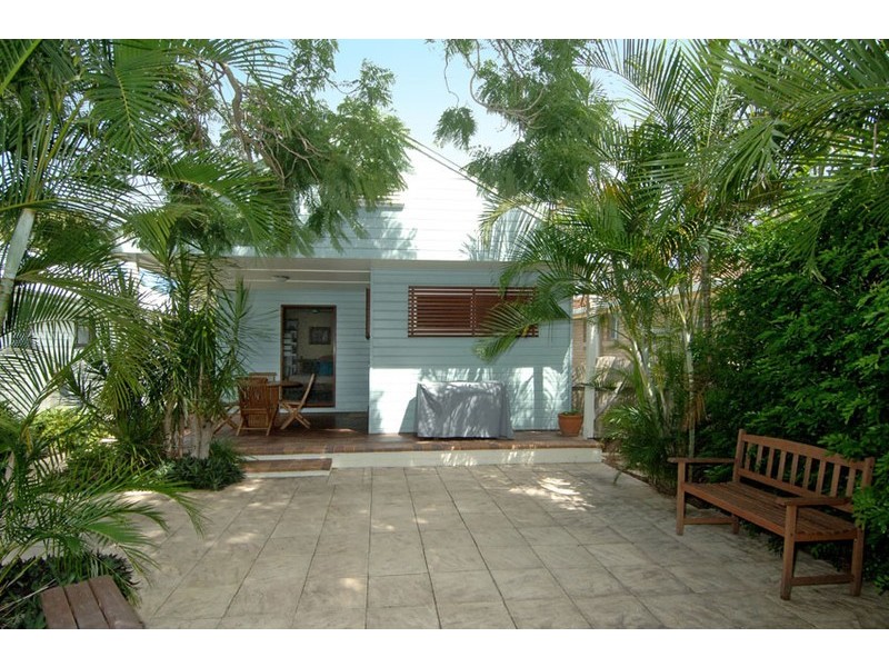 23 Sportsman Avenue, Mermaid Beach QLD 4218