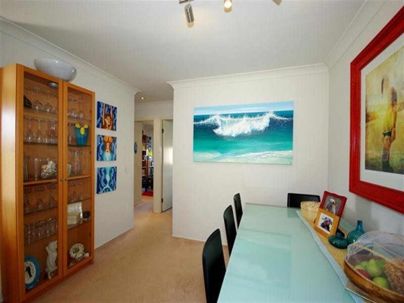 2/17 Sonama Court, Burleigh Waters QLD 4220