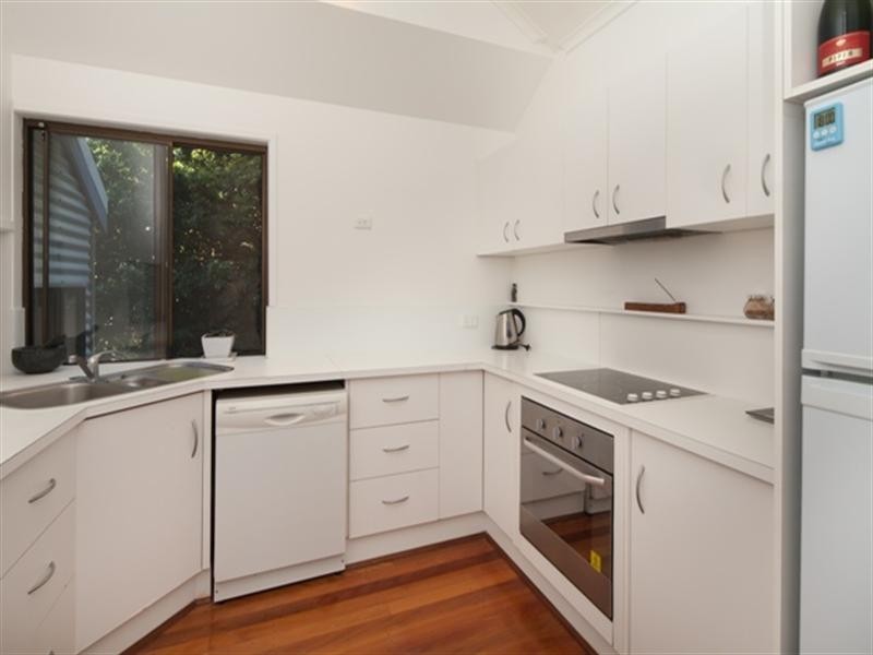 14 Ladds Ridge Road, Burleigh Heads QLD 4220