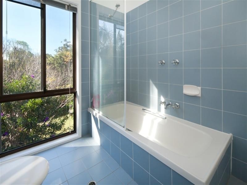 14 Ladds Ridge Road, Burleigh Heads QLD 4220