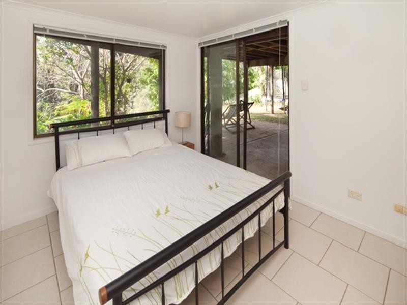 14 Ladds Ridge Road, Burleigh Heads QLD 4220