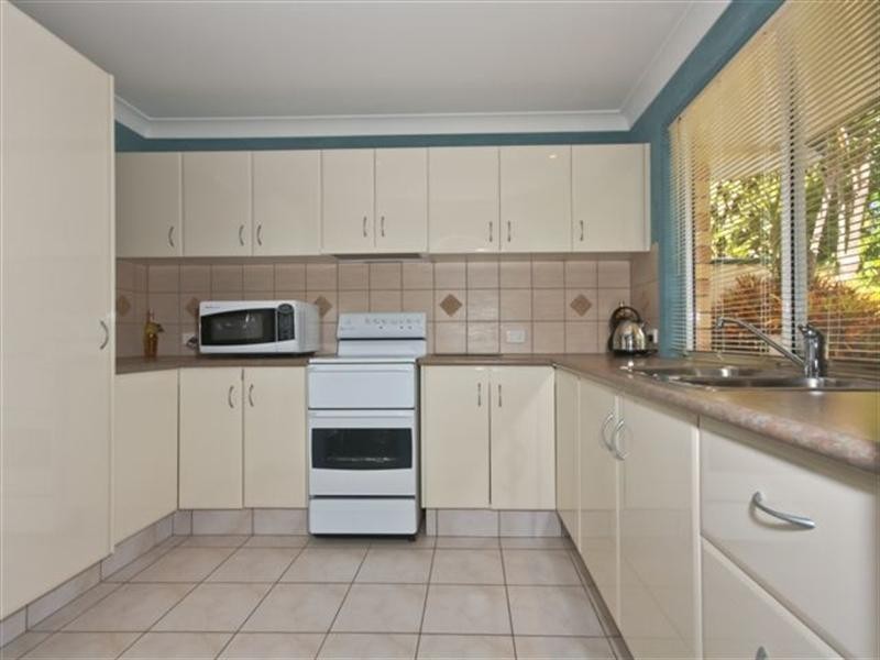 2 ‘Nobby Sands’, 108 Nobby Parade, Miami QLD 4220