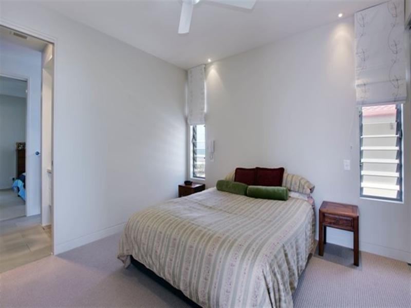 225 Jefferson Lane, Palm Beach QLD 4221